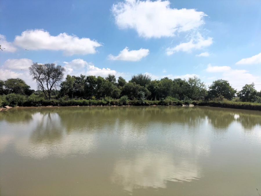 4 Bedroom Property for Sale in Jan Kempdorp Rural Northern Cape